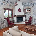 Authenticity Of Living In Mani For Nature Lovers Feriehus Orovas