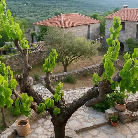 Casa vacanze Authenticity Of Living In Mani For Nature Lovers *