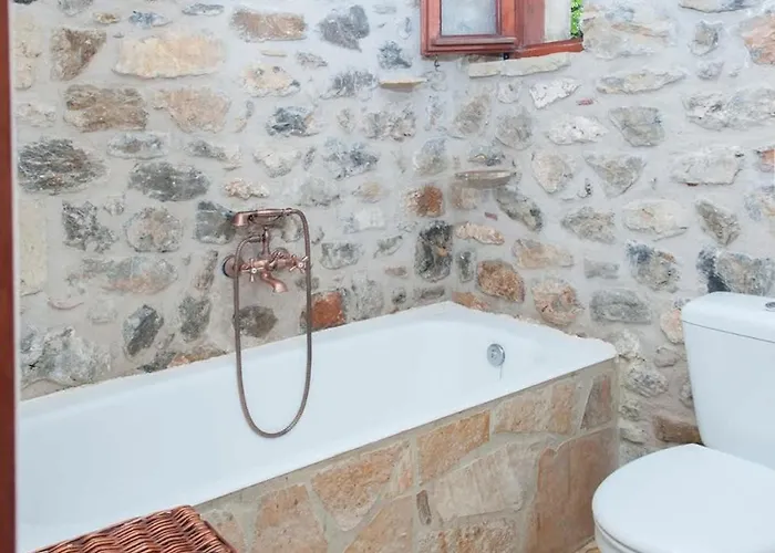 Authenticity Of Living In Mani For Nature Lovers Vakantiehuis Orovas