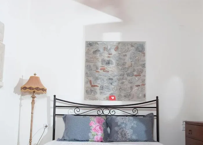 Authenticity Of Living In Mani For Nature Lovers Vakantiehuis Orovas