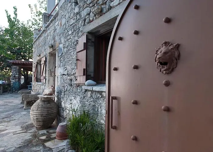 Authenticity Of Living In Mani For Nature Lovers Vakantiehuis