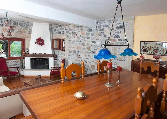 Vakantiehuis Authenticity Of Living In Mani For Nature Lovers